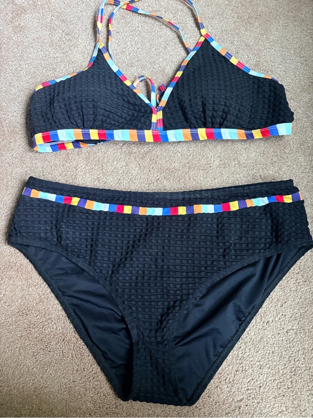 Cupshe Black Textured Two-Piece Swim Set with Multicolor Trim